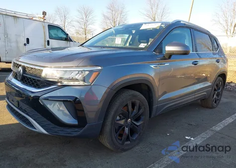 2022 Volkswagen Taos 1.5T Se z USA, uszkodzony, nr VIN 3VVPX7B26NM083439